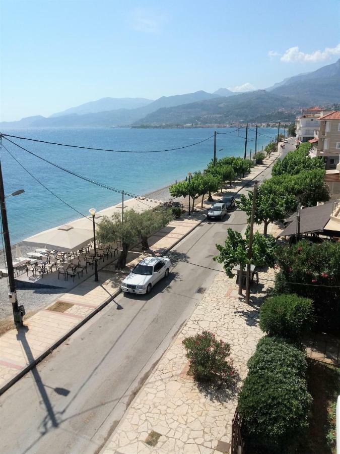 Mondo Cosseri Akrata Akráta Exterior foto